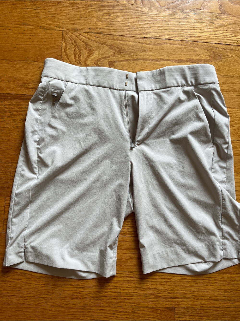 Athleta Neutral Light Stone High-Rise Shorts